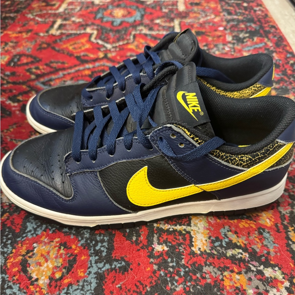 Nike dunk low midnight navy men’s size 10